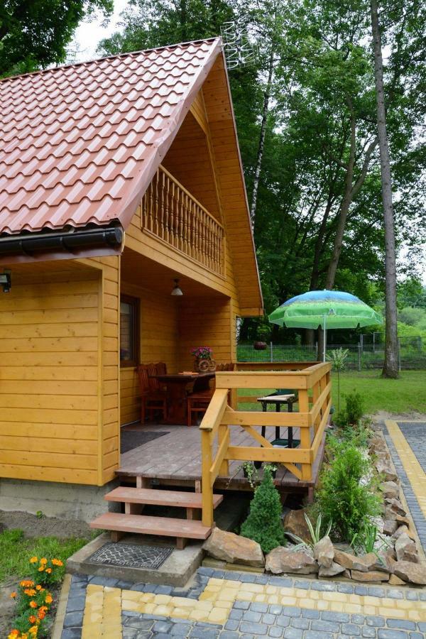 Domki I Pokoje U Borsa Lesko Exterior photo